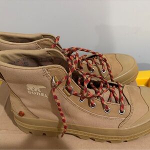 Sorel Tan Boots